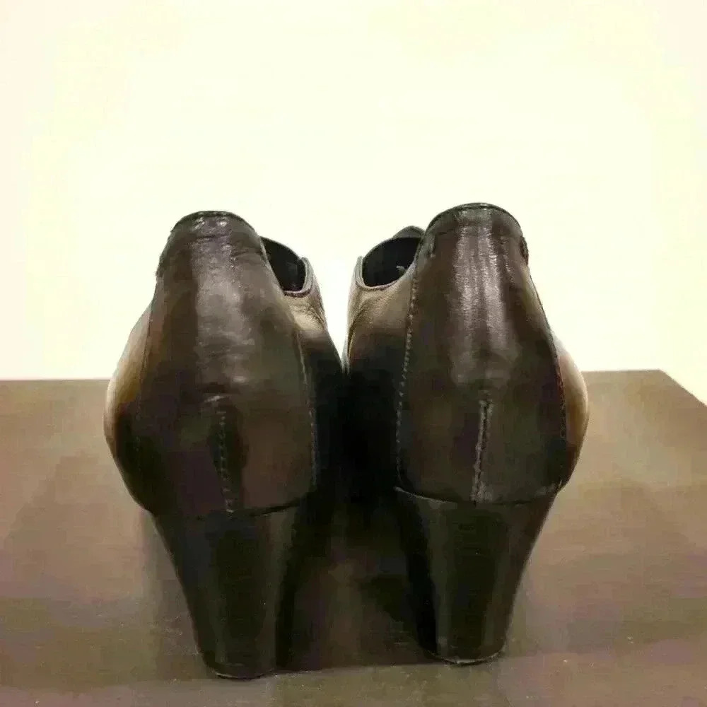 ARNOLD CHURGIN leather ankle  booties. Size 39 (8.5-9) - Picture 6 of 10